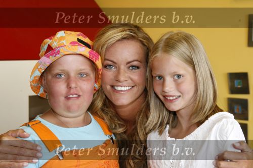 Rotterdam 31 juni 2006
Inge de Bruijn in het Sophia kinder ziekenhuis voor Kika.
Peter Smulders bv