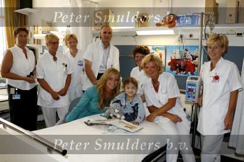 Rotterdam 31 juni 2006
Inge de Bruijn in het Sophia kinder ziekenhuis voor Kika.
Peter Smulders bv