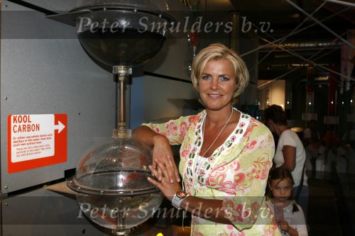 Amsterdam 14 juni 2006
Presentatie Winx club in nemo door Irene Moors.
Peter Smulders bv