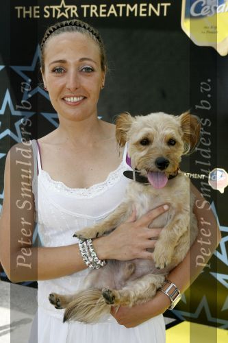 Amsterdam 16 juli 2006
OPening honden spa in het hilton hotel
Isabelle Brinkman met hond.