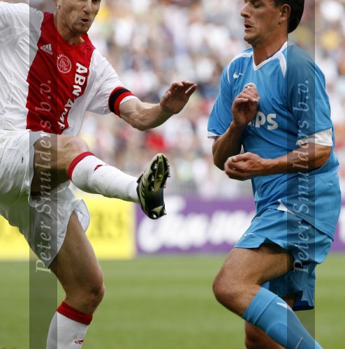 Amsterdam 13 augustus 2006
Ajax-PSV 3-1 om de johan Cruijff schaal in de arena.
Jaap Stam en jan vennegoor of Hesselink
Peter Smulders bv
