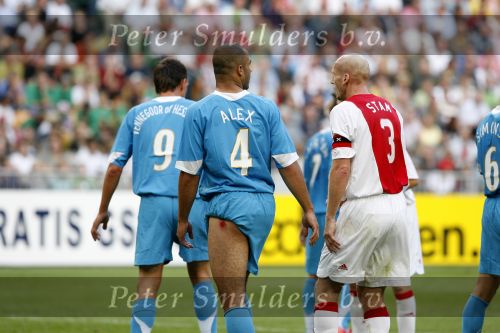 Amsterdam 13 augustus 2006
AJAX-PSV 3-1 om de Johan Cruyffschaal in de arena.
Jaap Stam met Alex
Peter Smulders bv