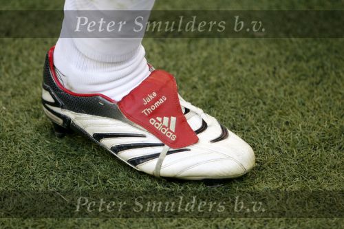Amsterdam 13 augustus 2006
AJAX-PSV 3-1 om de Johan Cruyffschaal in de arena.
Jaap Stam zijn voetbalschoenen met daarop de namen van zijn kinderen
Peter Smulders bv