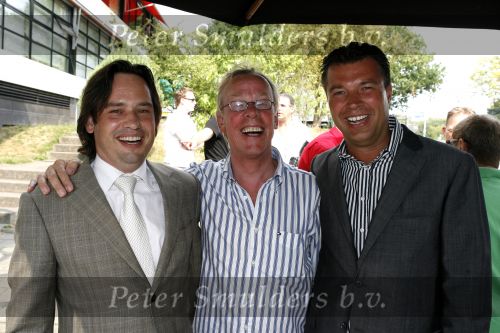 Hilversum 24 juli 2006
Najaarspresentatie Talpa.  
Jack Spijkerman metr jurist Robert v d Broek (l) en ..