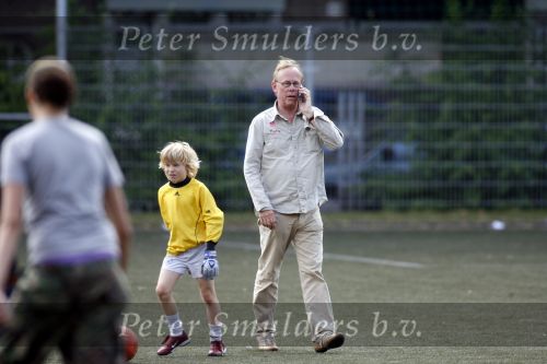 Amsterdam 28 juni 2006
Jack Spijkerman voetballen met zijn zoontje Joska.
Peter Smulders bv