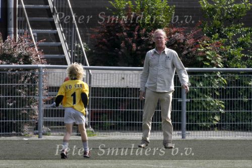 Amsterdam 28 juni 2006
Jack Spijkerman voetballen met zijn zoontje Joska.
Peter Smulders bv