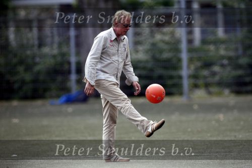 Amsterdam 28 juni 2006
Jack Spijkerman voetballen met zijn zoontje Joska.
Peter Smulders bv
