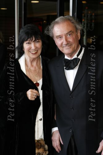 Rotterdam 22 mei 2006
Musical awards in ahoy rotterdam
Jan Jansen met vrouw
Peter Smulders bv