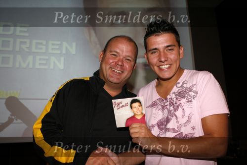 Schiphol 24 augustus 2006
presentatie CD Jan Smit door Paul de Leeuw in  het Sheraton Hotel op schiphol.