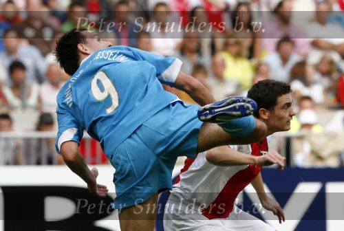 Amsterdam 13 augustus 2006
AJAX-PSV 3-1 om de Johan Cruyffschaal in de arena.
Jan vennegoor of Hesselink en Thomas Vermaelen
Peter Smulders bv