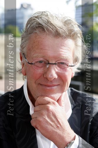 Amsterdam 20 juni 2006
Ingeborg Douwes gala in crre.
Jan des Bouvrie
Peter Smulders bv