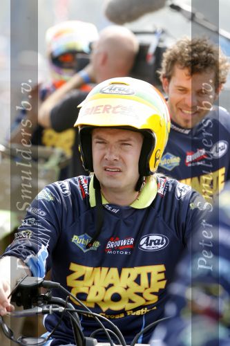 Lichtenvoorde 23 juli 2006
De zwarte cross met diverse BN ers.
Jeroen Kijk in de Vegte en Fleur v d Kieft