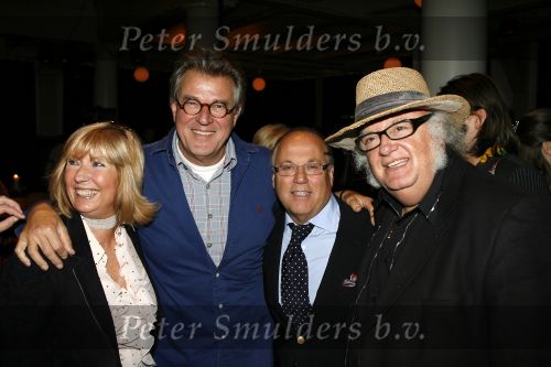 Amsterdam 31 mei 2006
Presentatie cd  box Ramses Shaffy in de rode hoed.
Jeroen Krabbe met Willeke Alberti Thijs v Leer en Joop Braakhekke
Peter Smulders bv