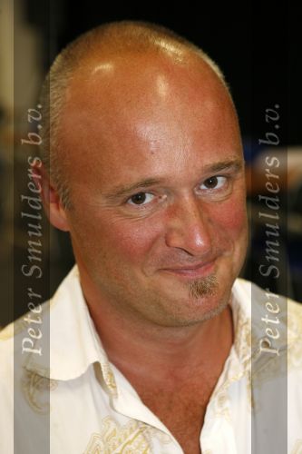 Amsterdam 19 juli 2006
Perspresentatie the Wiz in focus studios.
Jeroen Pfaff