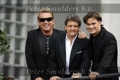 Amsterdam 20 juni 2006
Ingeborg Douwes gala in carre.
Rene Froger Gordon en deJeroen v d Boom als vervanger voor de zieke gerard Joling
Peter Smulders bv