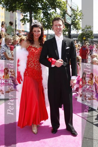 Amsterdam 15 juli 2006
Premiere K3 in pathe arena.
Jevgenia dancing with the stars met partner
