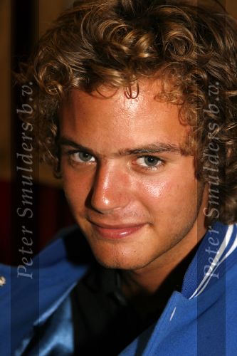 Amsterdam 21 augustus 2006
Presentatie Grease in de focus studios.
Jim bakkum
Peter Smulders bv