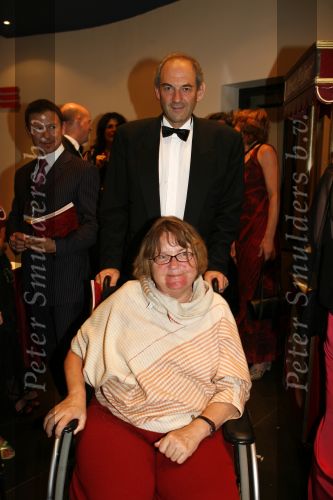 Amsterdam 15 juli 2006
Premiere Rembrandt in Carre.
Job Cohen met zijn vrouw