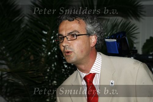Monster 21 augustus 2006
Bijeenkomst van het wereld natuurfonds.
Direkteur WNF Johan v d Gronden
Peter Smulders bv