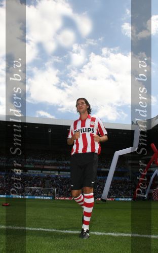 Eindhoven, 31 Juli 2006
Jaarlijkse Open Dag bij PSV met 27.000 toeschouwers
John de Jong