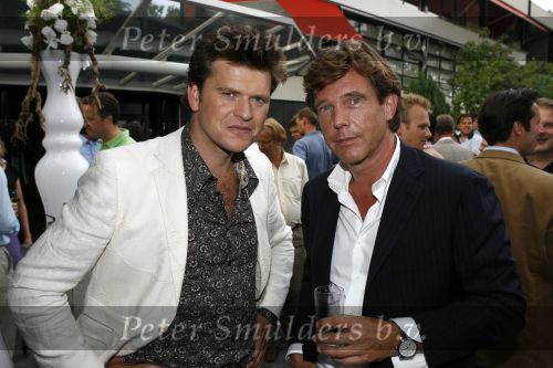 Hilversum 24 juli 2006
Najaarspresentatie Talpa.
Beau v Erven Doren met John de Mol Jr.