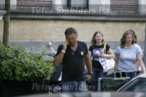 Amsterdam 20 juni 2006
John de Wolf arriveert  het Amstel hotel om 16.50 uur
Peter Smulders bv