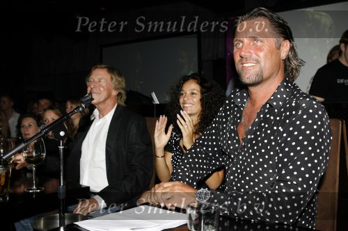 Rotterdam 28 juni 2006
Miss femmefone in de Jackie in rotterdam. John de wolf en Fajah Lourens Rob Peetoom
PeterSmulders bv