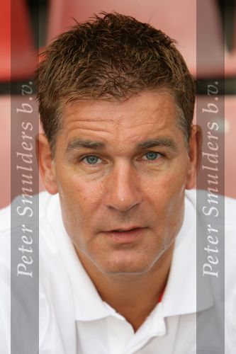 Eindhoven, 1 Augustus 2006
Perspresentatie PSV Seizoen 2006/2007
Joop hiele (keeperstrainer)