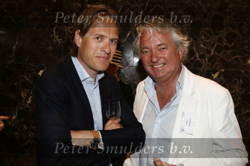 Amsterdam 14 juni 2006
Haringparty wegener en het Hilton.
Jort Kelder met Dick beyer
Peter Smulders bv