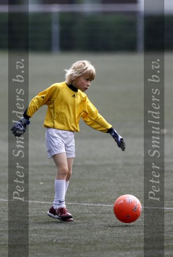 Amsterdam 28 juni 2006
Jack Spijkerman voetballen met zijn zoontje Joska.
Peter Smulders bv