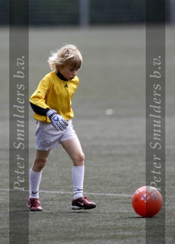 Amsterdam 28 juni 2006
Jack Spijkerman voetballen met zijn zoontje Joska.
Peter Smulders bv