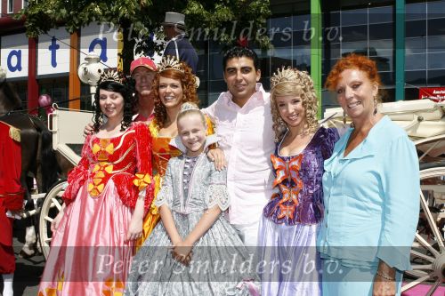 Amsterdam 15 juli 2006
Premiere K3 in pathe arena.
K3 imet Peter Faber Carry tefsen en Mimoun
Peter Smulders bv