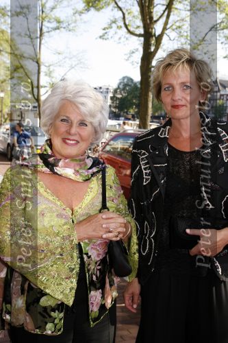 Amsterdam 15 juli 2006
Premiere Rembrandt in Carre.
Karla Peijs met haar dochter