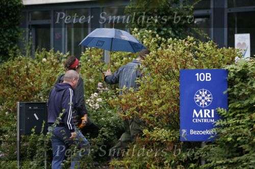 Amsterdam 1 augustus 2006
Keith Richards gaat naar het MRI centrum om een scan van zijn hersenen te laten maken.
Peter Smulders bv