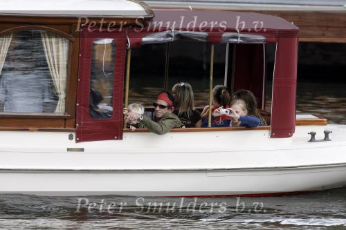 Amsterdam 1 augustus 2006
Keith Richard op de grachten van amsterdam in een boot
Peter Smulders bv