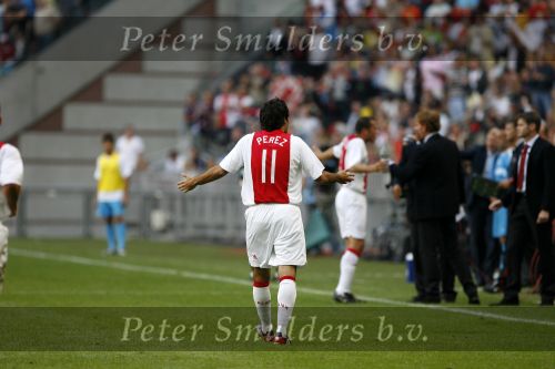 Amsterdam 13 augustus 2006
AJAX-PSV 3-1 om de Johan Cruyffschaal in de arena.
Kenneth Perez blij na de 2-1
Peter Smulders bv