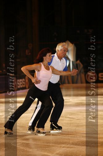 Utrecht 14 augustus 2006
Perspresentatie skating with the stars van sbs6.
Klaas Wilting
Peter Smulders bv