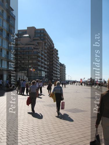 Knokke, 25 Augustus 2006
Een mooie zomerdag in Knokke
Strandhuisjes, Boulevard Zee