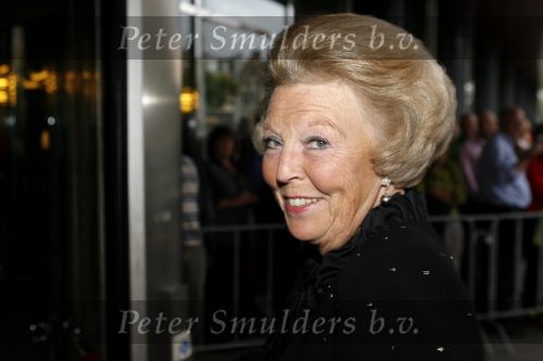 Amsterdam 20 augustus 2006
Koningin Beatrix bij een voorstelling van de European Union youth orchestra in het concertgebouw.
Peter Smulders bv