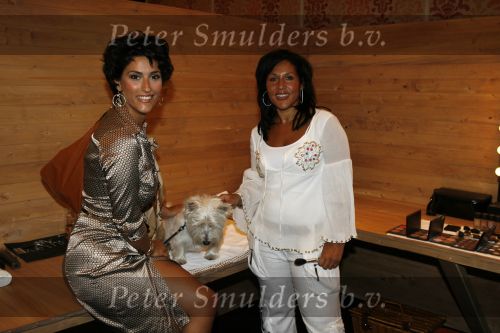 Amsterdam 16 juli 2006
OPening honden spa in het hilton hotel
Kristina Bozilovic met hond