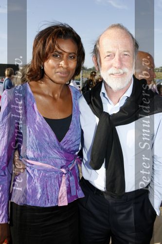 Amsterdam 14 juli 2006
Premiere Cirque du Soleil Alegria.
Laetitia Griffith met man