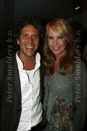 Amsterdam 19 mei 2006
Presentatie blad Gullit in vak zuid.
Linda de Mol met Sander Vahle
Peter Smulders bv