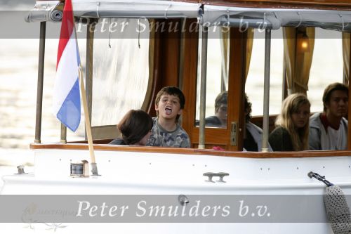 Amsterdam 1 augustus 2006
Mick Jagger gaat varen met zijn kinderen en vrienden  . Zoon Lucas Jagger