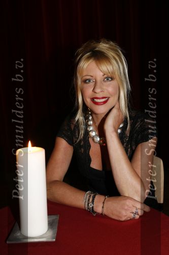 Amsterdam 31 mei 2006
Presentatie cd  box Ramses Shaffy in de rode hoed.
Manuela Kemp
Peter Smulders bv