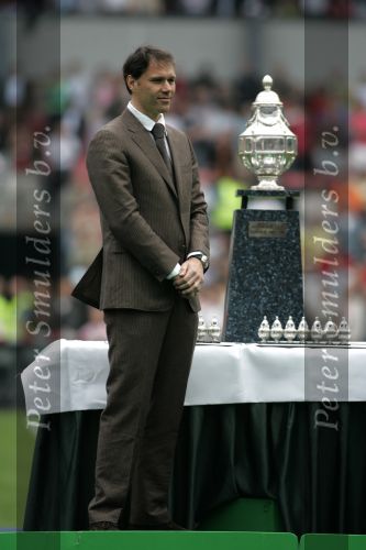 Rotterdam, 7 Mei 2006
Feyenoord stadion Gatorade Cup (KNVB-beker ) Seizoen 2005/2006
AJAX-PSV, eindstand 2-1
Bondscoach Marco v Basten