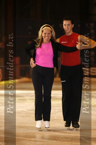 Utrecht 14 augustus 2006
Perspresentatie skating with the stars van sbs6.
Marga Scheide
