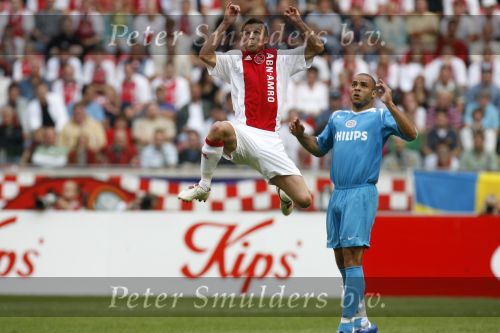 Amsterdam 13 augustus 2006
Ajax-PSV 3-1 om de johan Cruijff schaal in de arena.
Markus Rosenberg en Alex
Peter Smulders bv