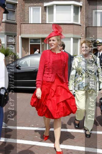 Scheveningen 19 juni 2006
maxima bezoekt beelden museum in Scheveningen.
Peter Smulders bv
