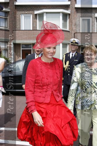Scheveningen 19 juni 2006
maxima bezoekt beelden museum in Scheveningen.
Peter Smulders bv