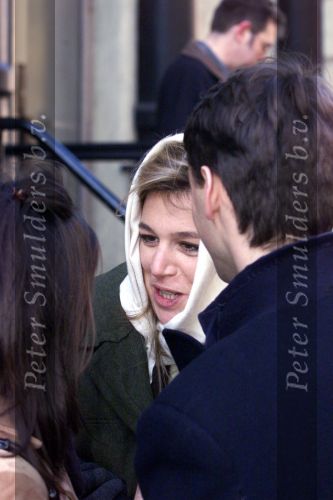 New York, 22 januari 2000
Prins willem Alexander samen met Maxima na afloop van een diner samen met een beveiligingsbeambte
Rest. CIPRIANI Downtown
